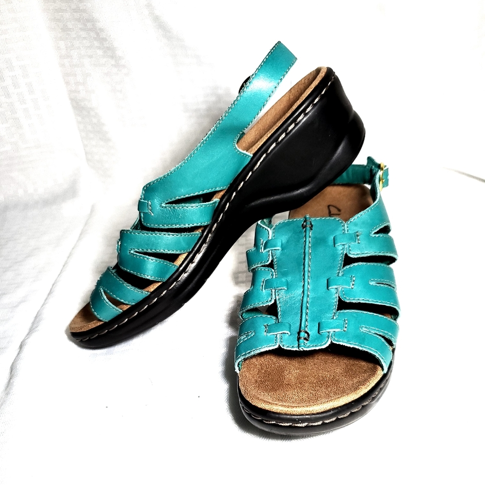 CLARKS teal blue leather sandals Sz 7.5w